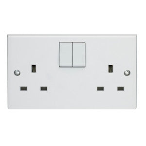 Volex 13A double switch socket without neon - Ahuja Electricals - UAE largest distributors of electricals goods