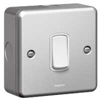 Synergy Metal Clad - 1g 1w switch - Legrand 733800